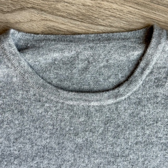 Heather Gray Crewneck Sweater Merino/Cashmere - No size or Material tag - Size M - Picture 4 of 10